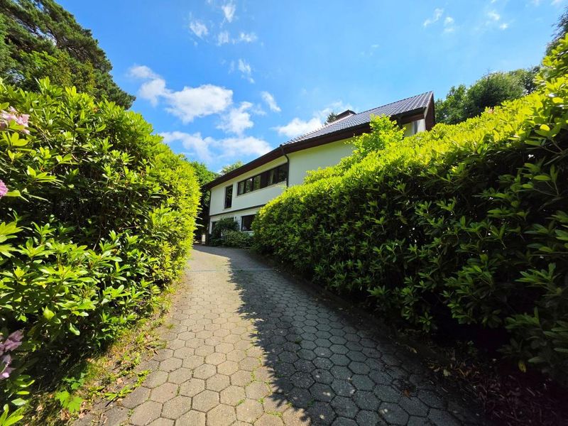 Einfamilienhaus mit Einliegerwohnung in Eißendorf